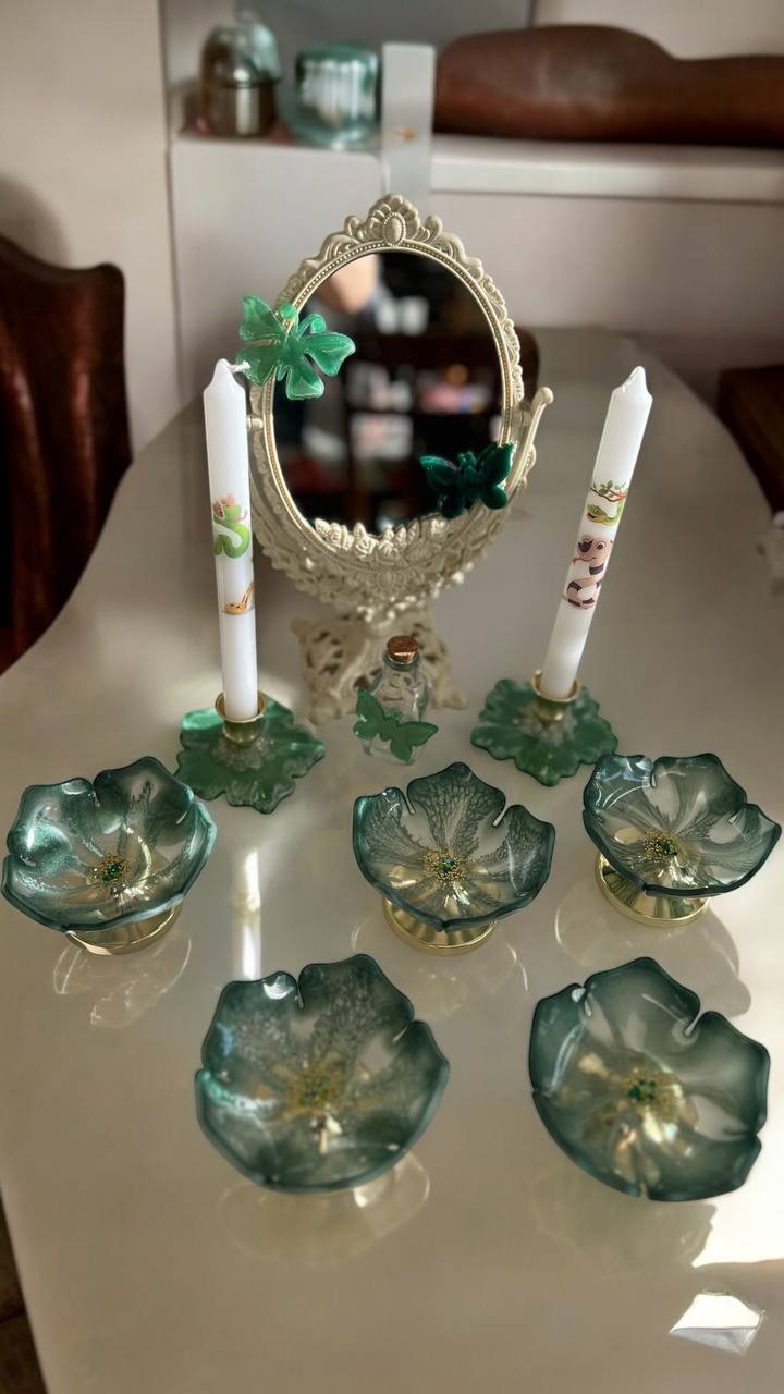 Green "Haft-Seen" Set