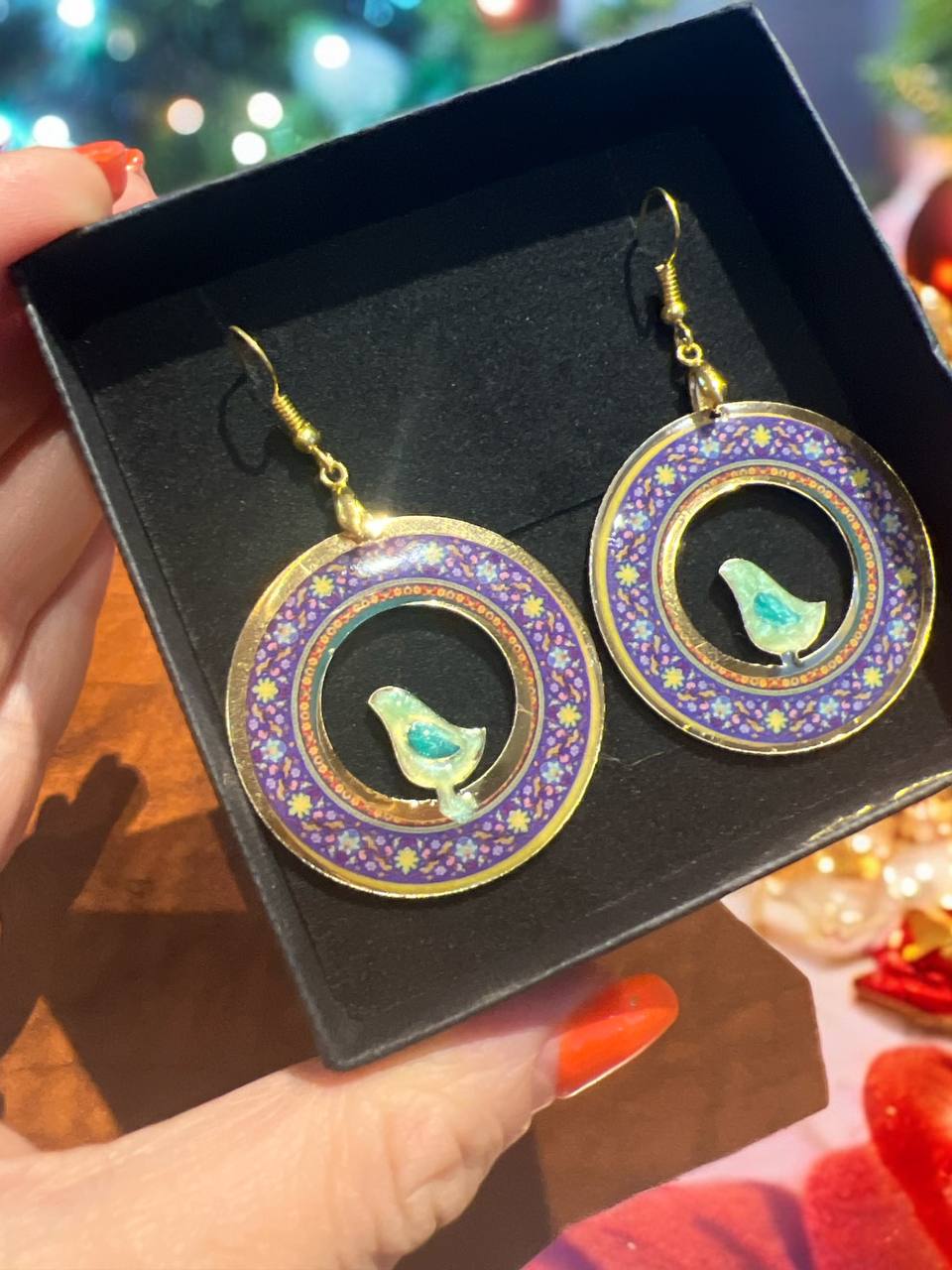 Handcrafted earrings with the Amin Bird design